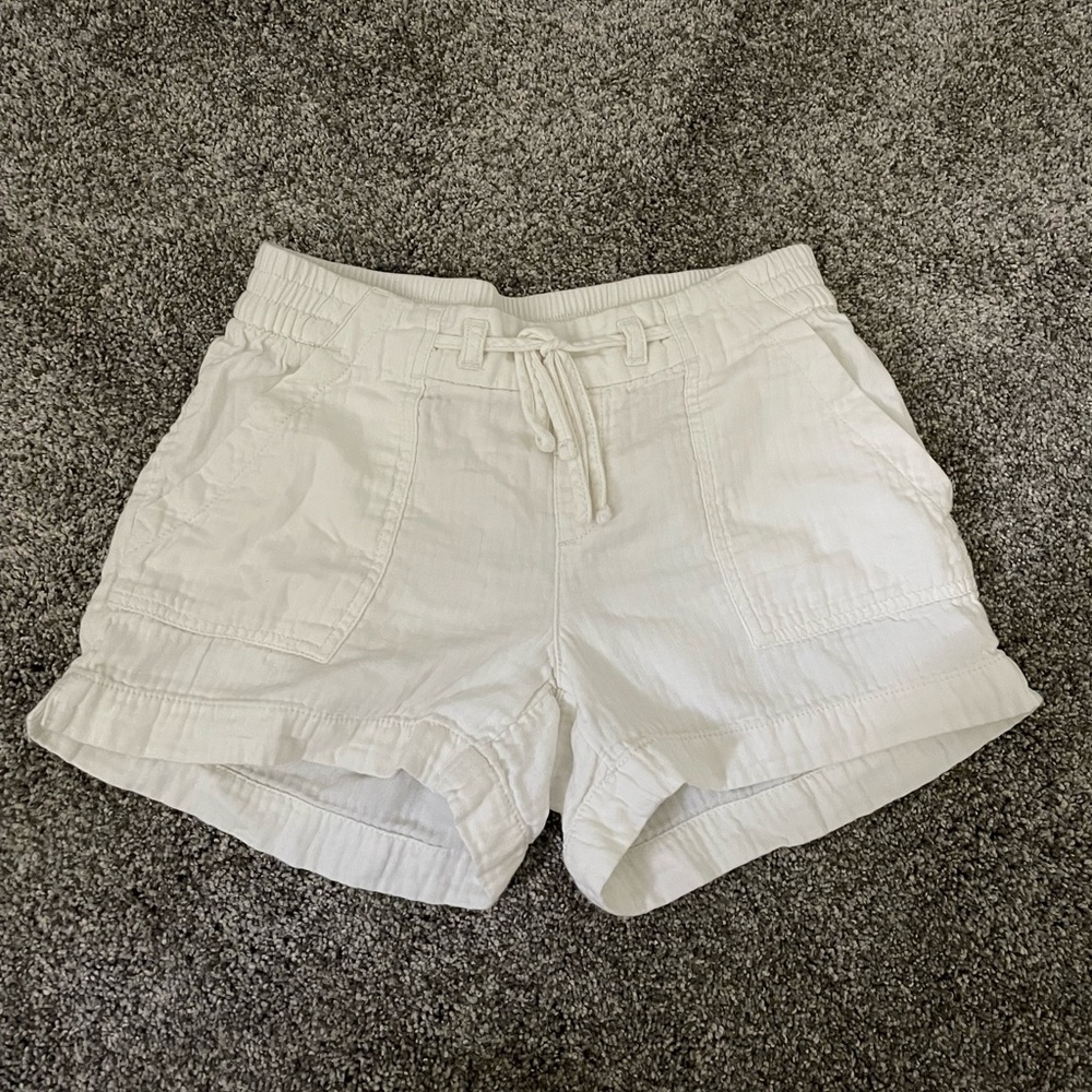 White Old Navy Shorts Size XS